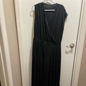 Halara V neck short sleeve jumpsuit